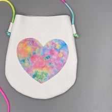 Load image into Gallery viewer, Heart purse